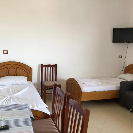 Arsen 公寓式酒店 Sarandë