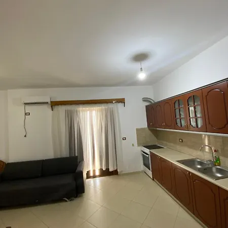 Aparthotel Arsen Sarande